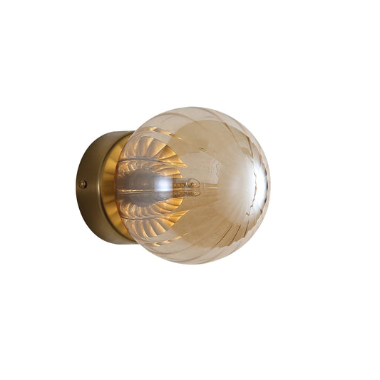 Juni Wall Light