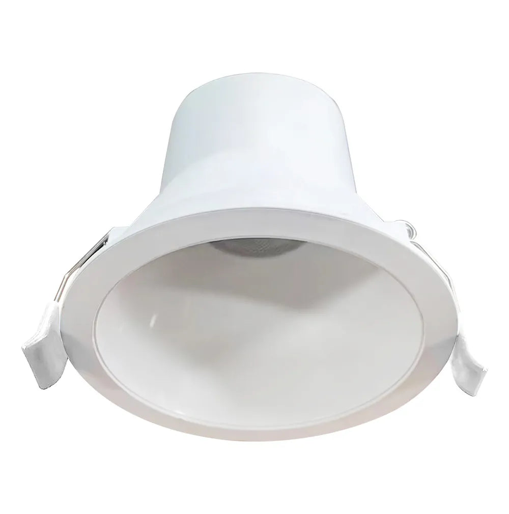DOWNLIGHT COOLUM FLICKER GUARD 9W 3/4/5.7K DIM IP44 WHT F&P