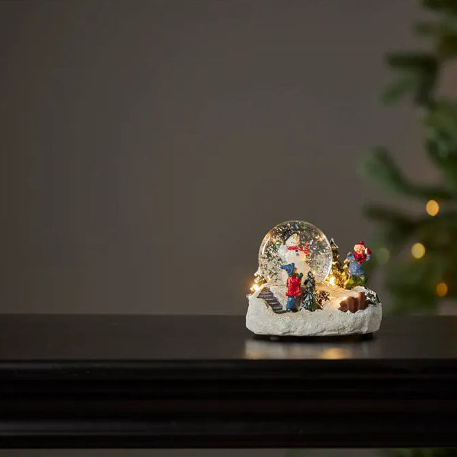 Winterville Snowman Globe