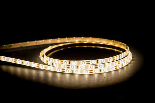 4.8w 3528 Strip Lighting - Ip54 / Metre HV9723-Ip54-60-4k