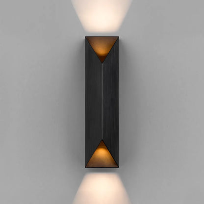 Chaska Wall Light
