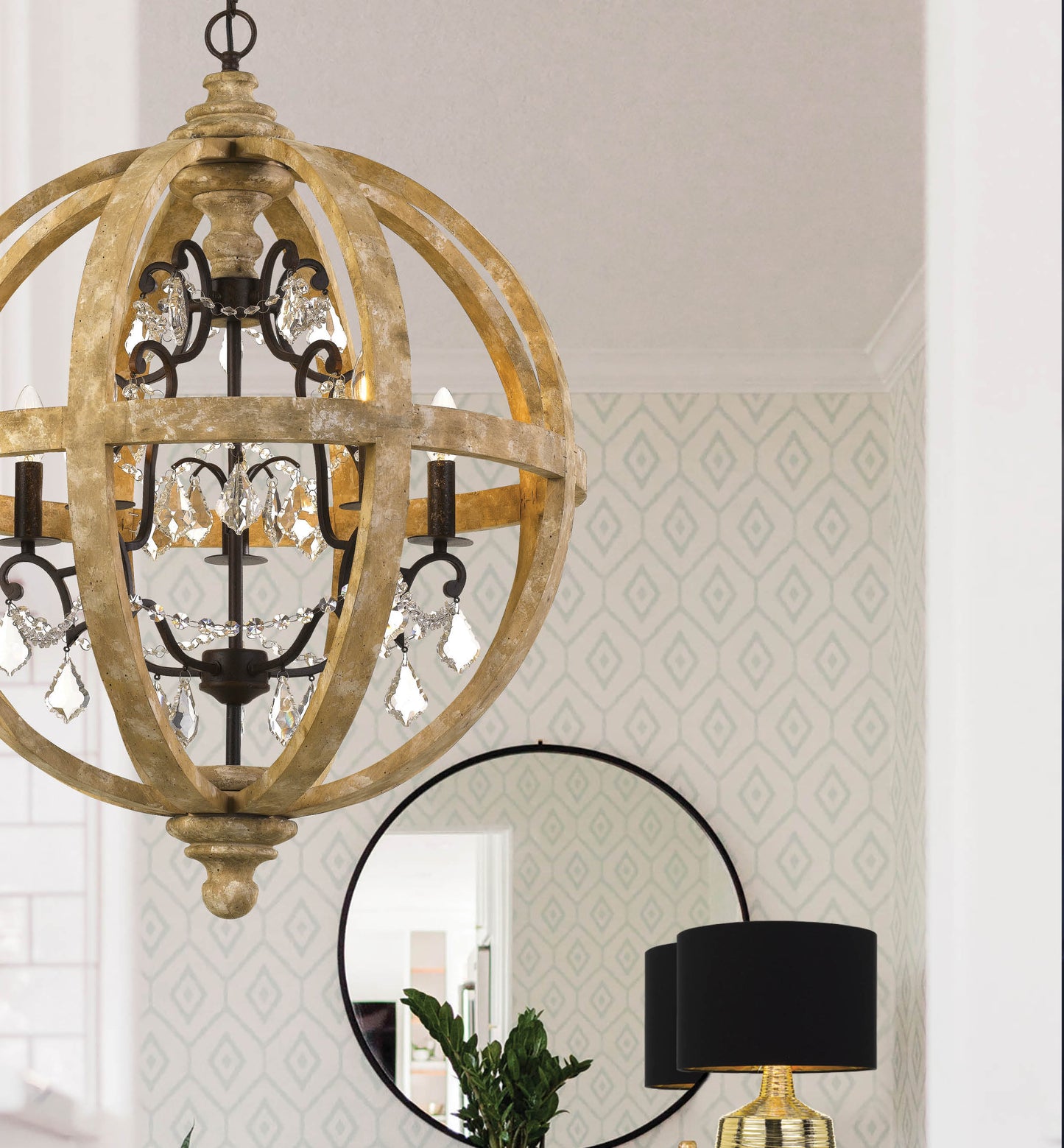 Florin Wood Iron Clear Chain Pendant