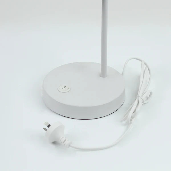 Mak USB Table Lamp