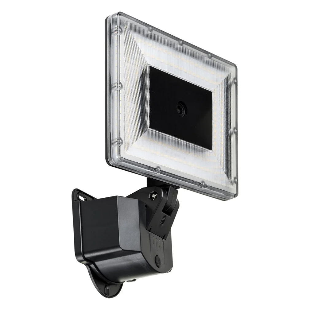 "FreD" Flood Light with IP Camera