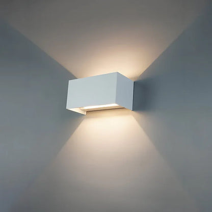 ST254 - Outdoor Wall Light