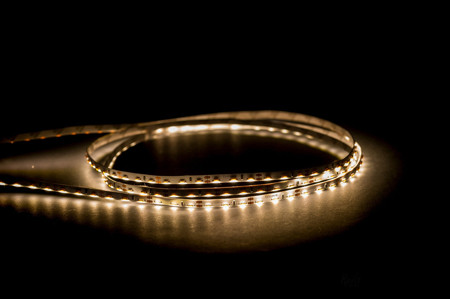 7.7w Side Mount 335 Strip Lighting - IP20 / Metre HV9723-IP20-96sm-4k