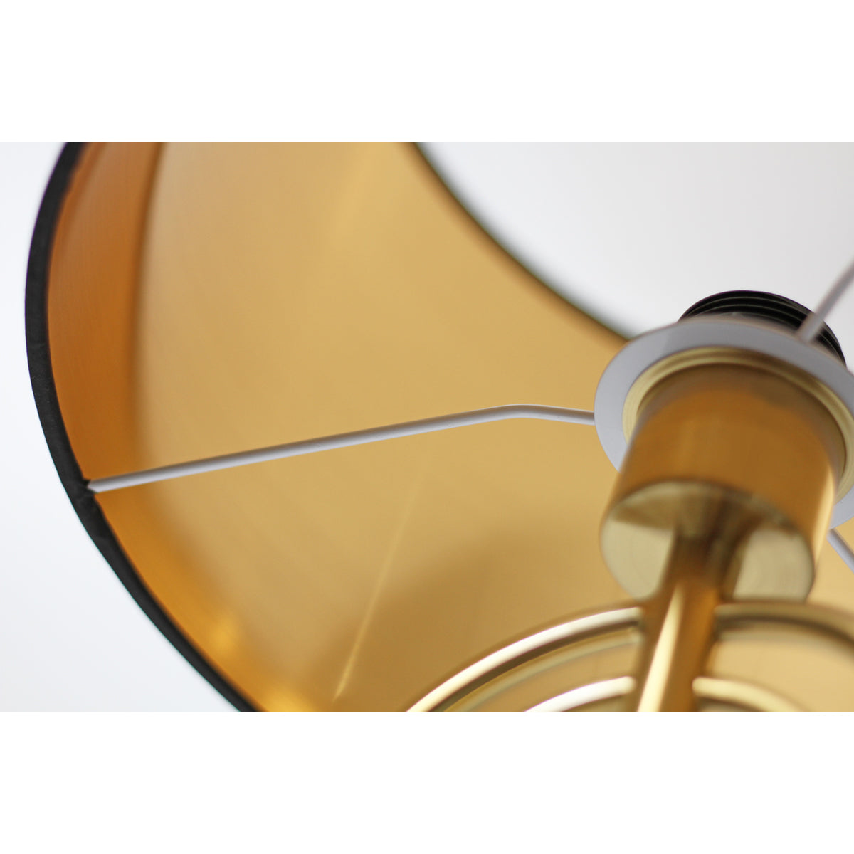 Fleur Table Lamp - Black