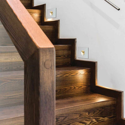 Snap Round Step Light