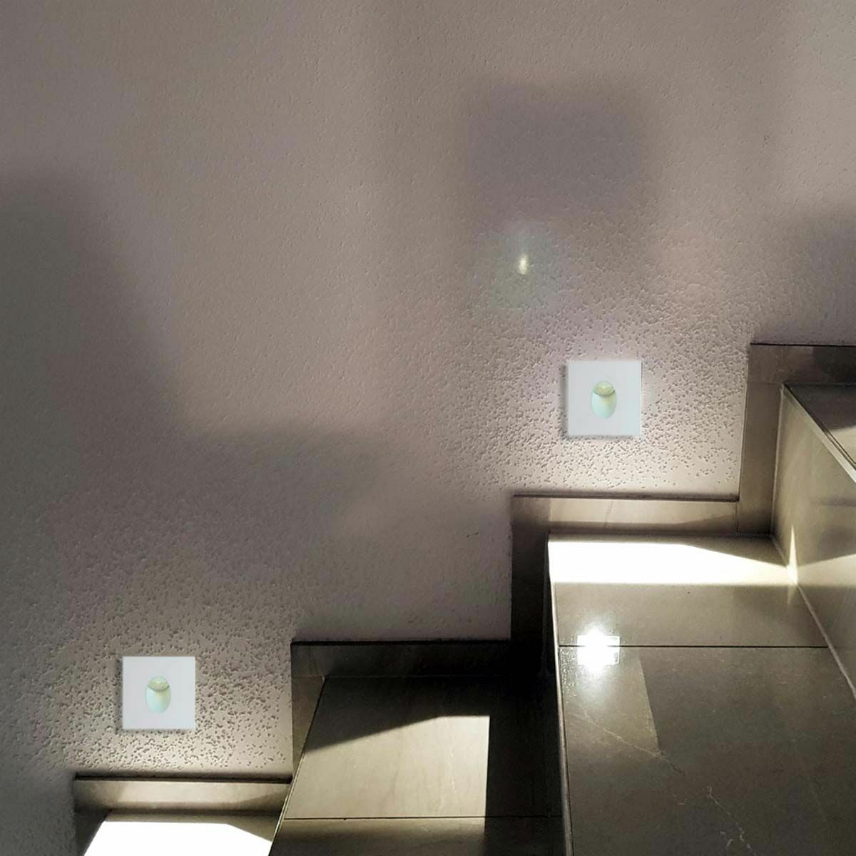 Snap Square Step Light
